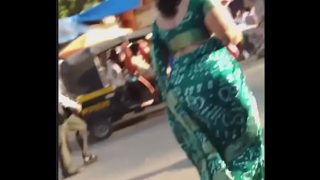 Big ass Saree walk aunty