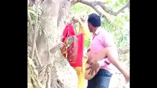 Desi couple outdoor fuck hot