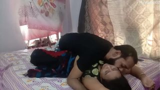 Hot desi boys fucking nude Indian girl