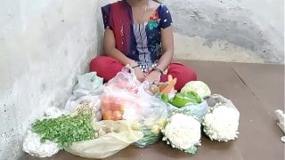 Indian delivery girl fucked by horny customer