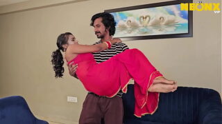 Indian Telugu callgirl sucking client cock and fucked her pussy sex video